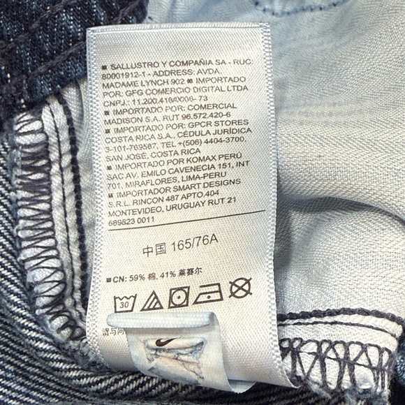 GAP Mid Rise UltraSoft Easy Horseshoe Jeans in Navy Blue Floral (M) - Picture 8 of 8